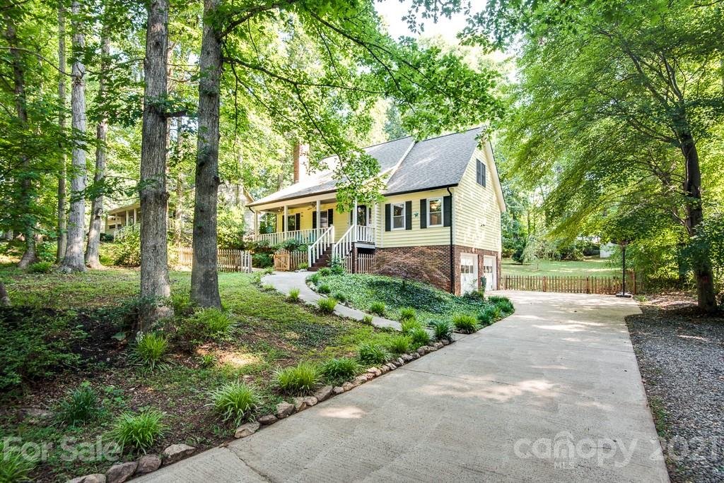 Property image 1 at 3986 Mattingly Drive, Hickory, NC 28602