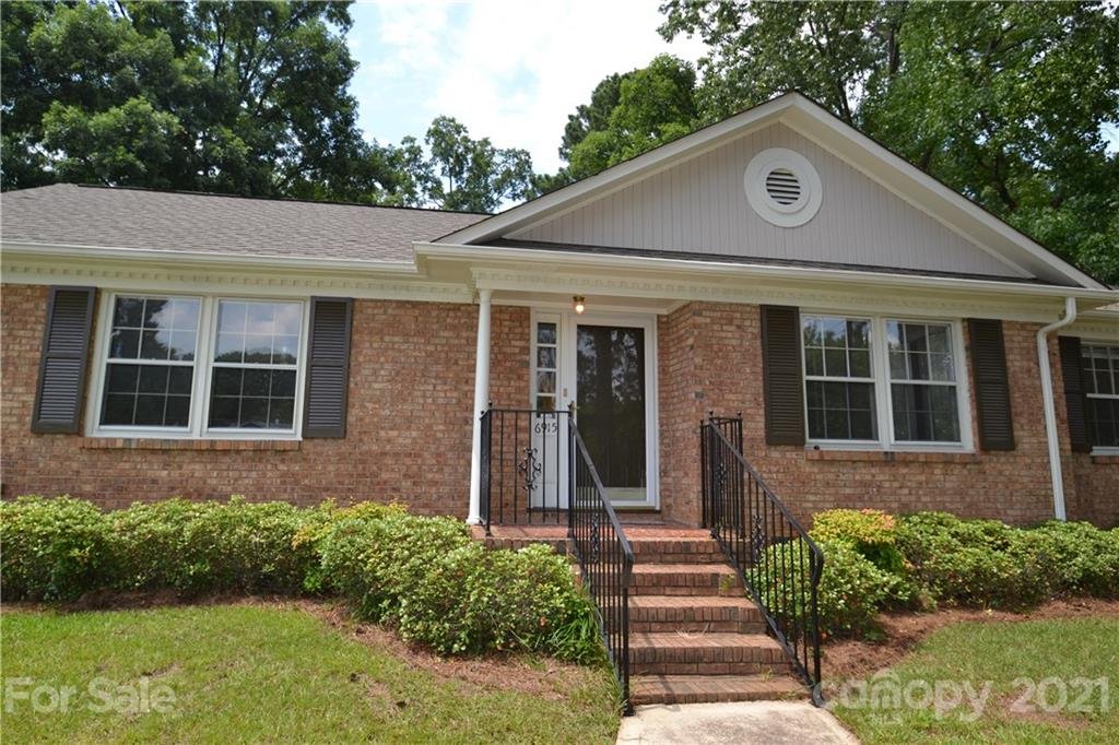 Property image 1 at 6915 Idlewild Road, Charlotte, NC 28212