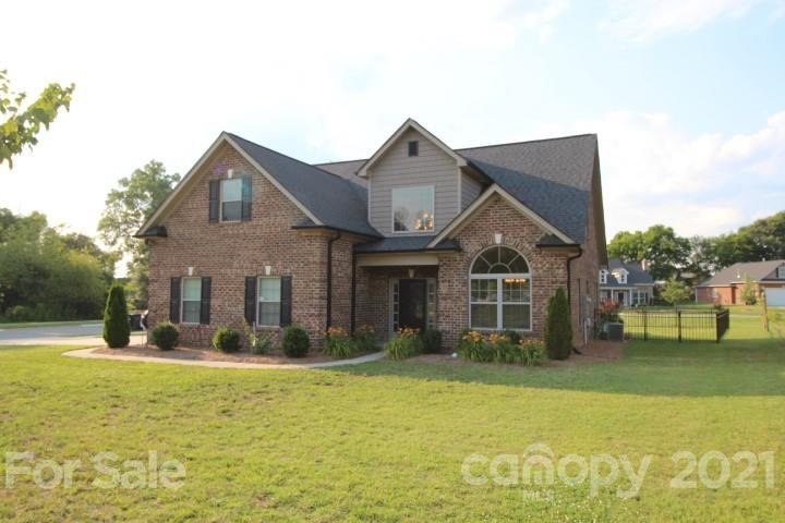 5379 Roberta Meadows Court