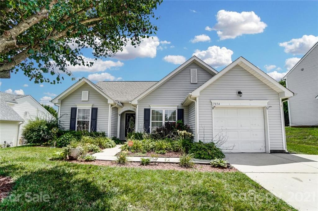 Property image 1 at 7034 Blithe Low Place, Charlotte, NC 28273