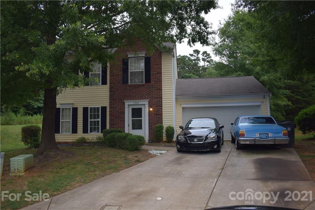 Property image 1 at 7004 Indian Ridge Lane, Charlotte, NC 28214