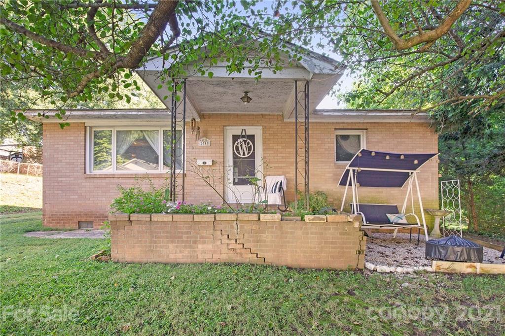 Property image 1 at 2548 Milton Avenue, Gastonia, NC 28052