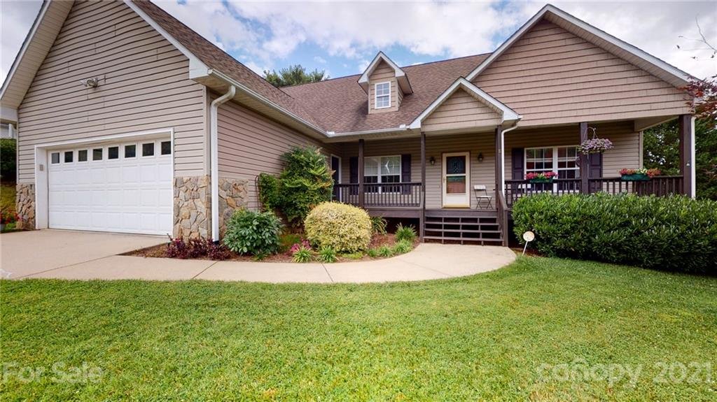 Property image 1 at 8 Grove Garden Avenue, Candler, NC 28715