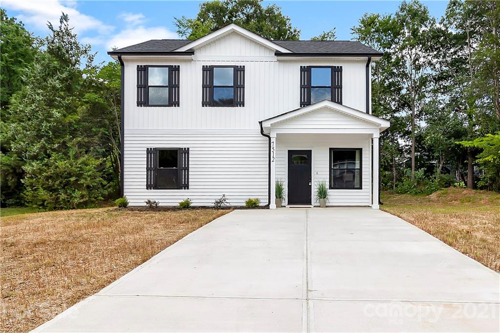 Property image 1 at 7512 Manford Court, Charlotte, NC 28217