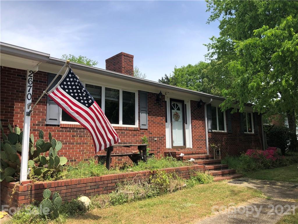 2670 Saddlewood Circle