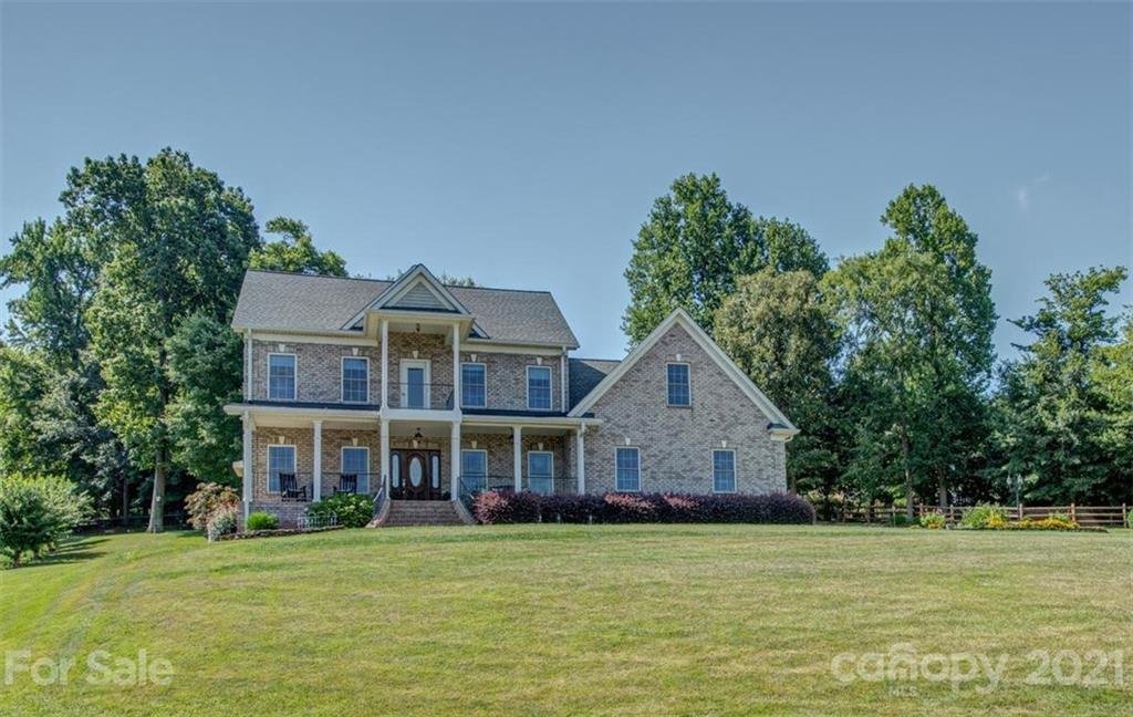 240 Quiet Waters Road