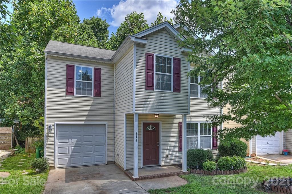 Property image 1 at 414 Presidents Court, Charlotte, NC 28217