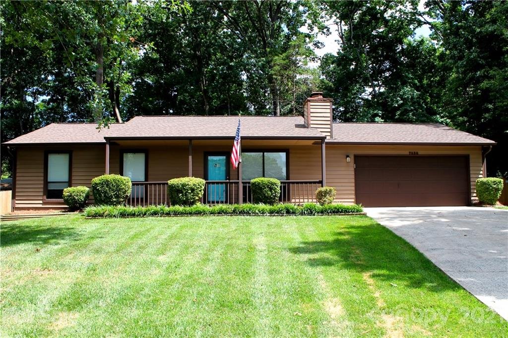 Property image 1 at 7656 Eastbourne Road, Charlotte, NC 28227