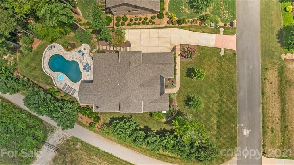 Property image 1 at 709 Fawns Glen Place, Clover, SC 29710