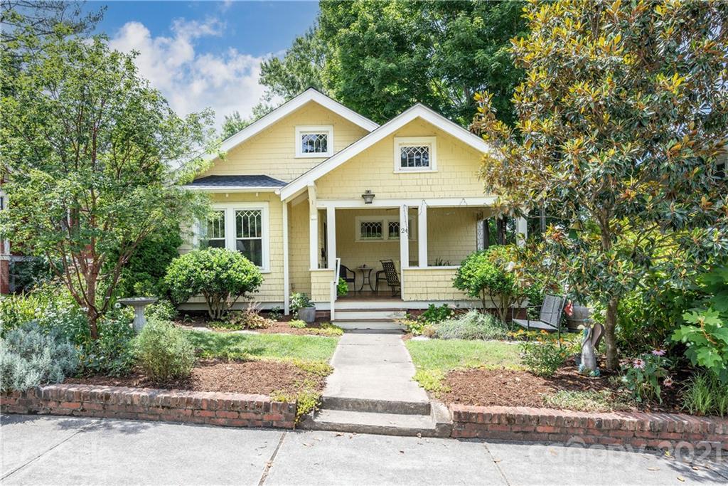 Property image 1 at 24 Austin Avenue, Asheville, NC 28801