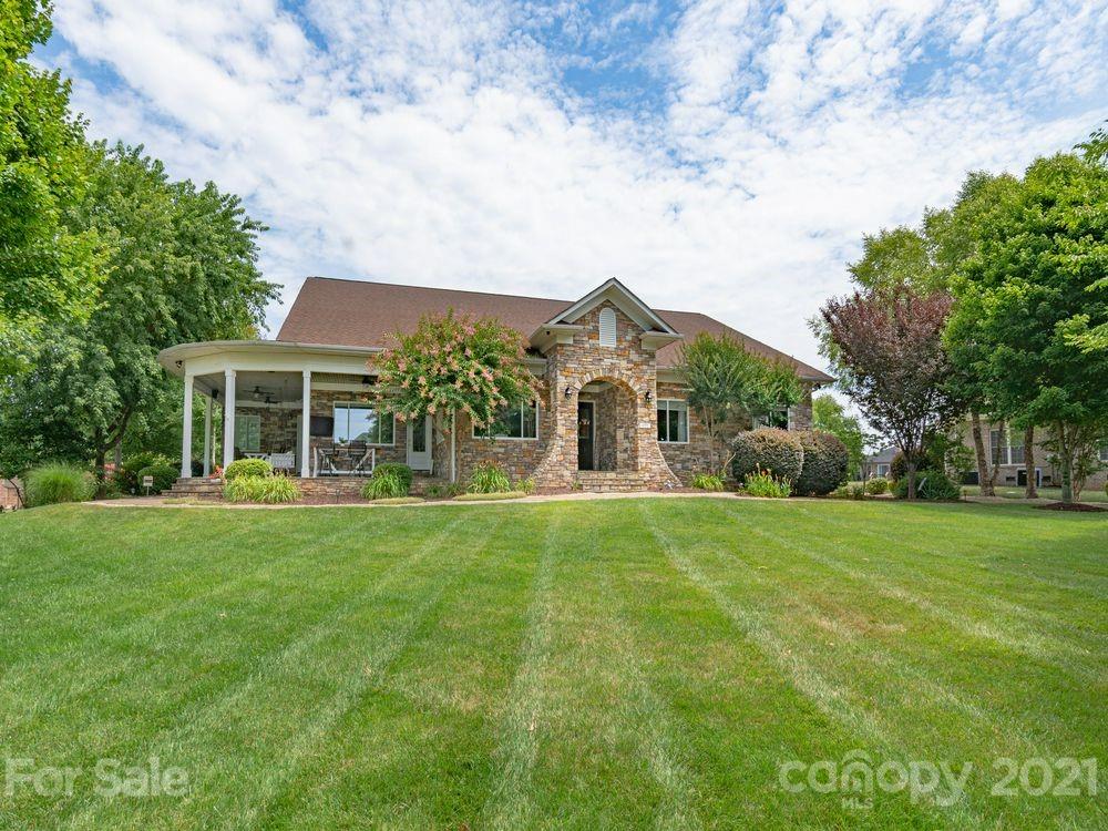 Property image 1 at 177 Hickory Hill Road, Mooresville, NC 28117