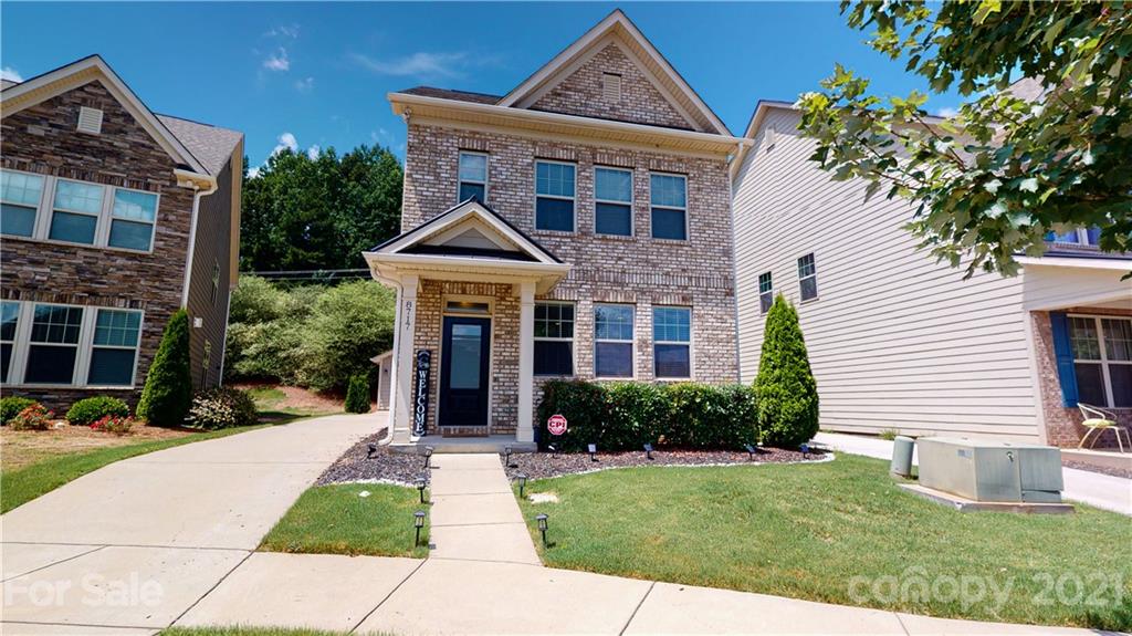 Property image 1 at 8717 Aspinwall Drive, Charlotte, NC 28216