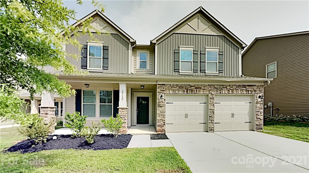 Property image 1 at 10128 Michael Crossing Drive, Charlotte, NC 28213