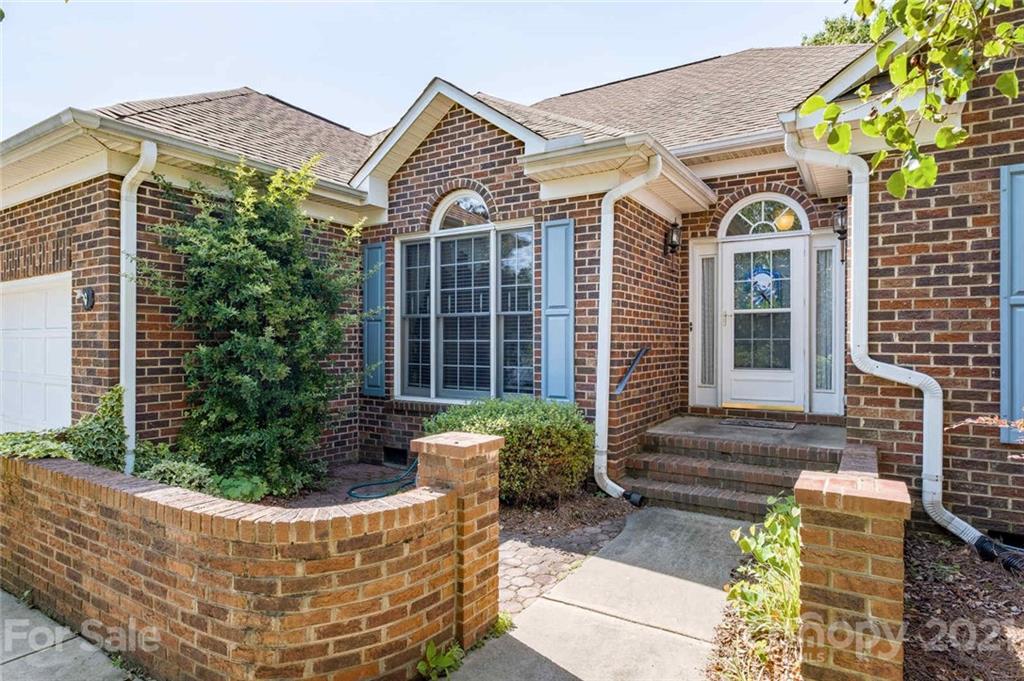 Property image 1 at 1130 Setter Lane, Concord, NC 28025