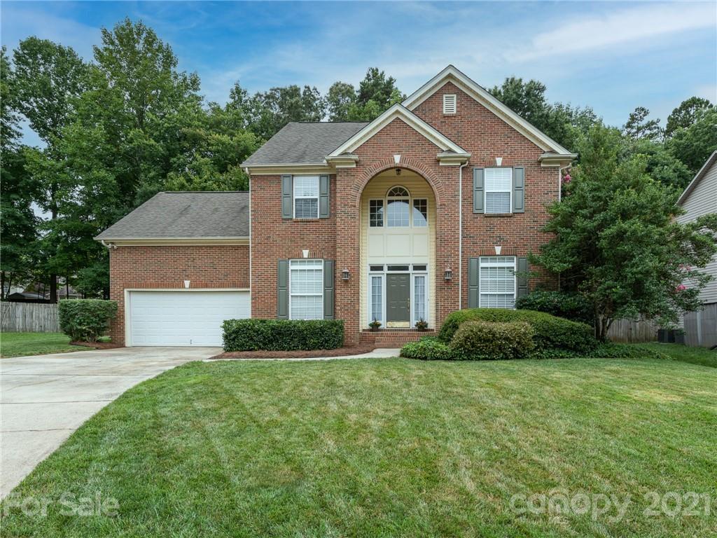 Property image 1 at 2505 Ashby Woods Drive, Matthews, NC 28105