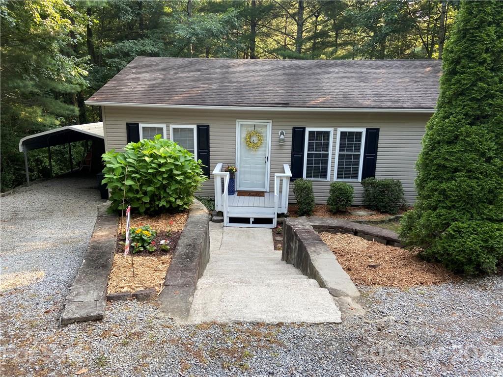 Property image 1 at 138 Cinnamon Way, Flat Rock, NC 28731