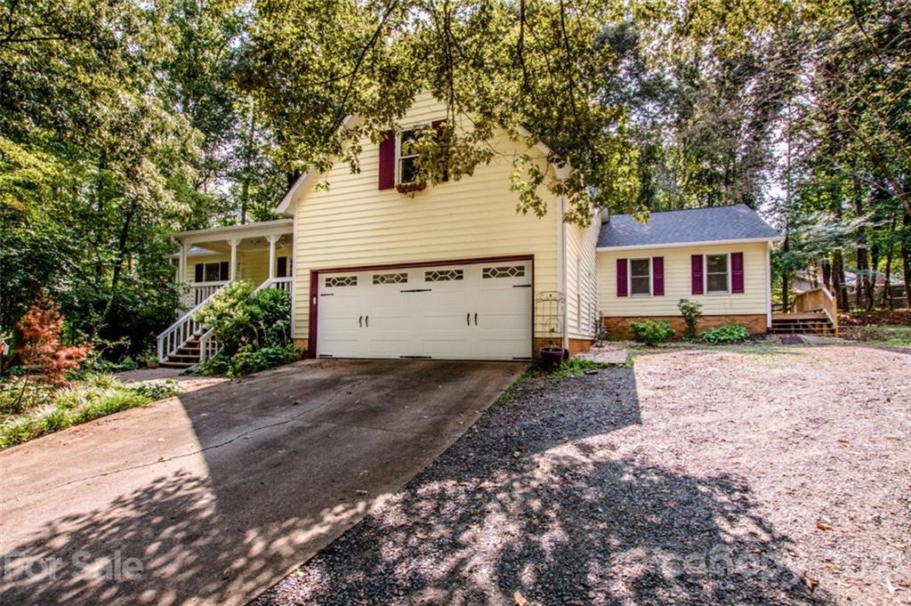 Property image 1 at 111 Avon Place Lane, Mooresville, NC 28115