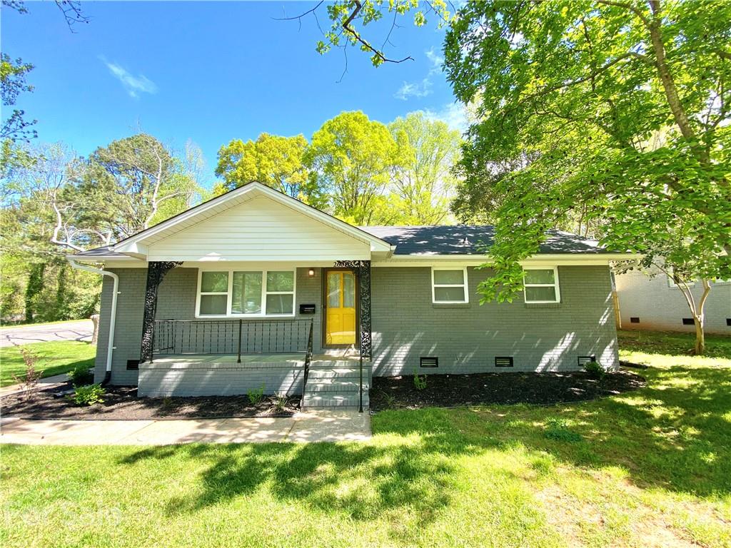 Property image 1 at 2601 Dora Drive, Charlotte, NC 28215