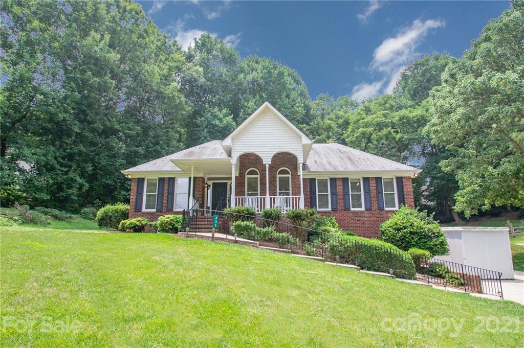 Property image 1 at 335 Beaten Path Road, Mooresville, NC 28117