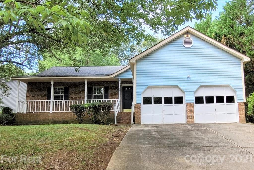Property image 1 at 6041 Acadian Woods Drive, Charlotte, NC 28227