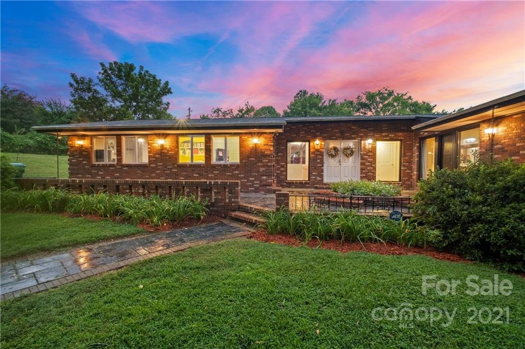 Property image 1 at 406 Pine Street, Harrisburg, NC 28075