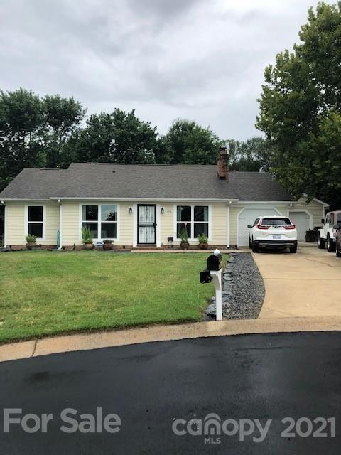 Property image 1 at 3715 Craigholm Court, Charlotte, NC 28262