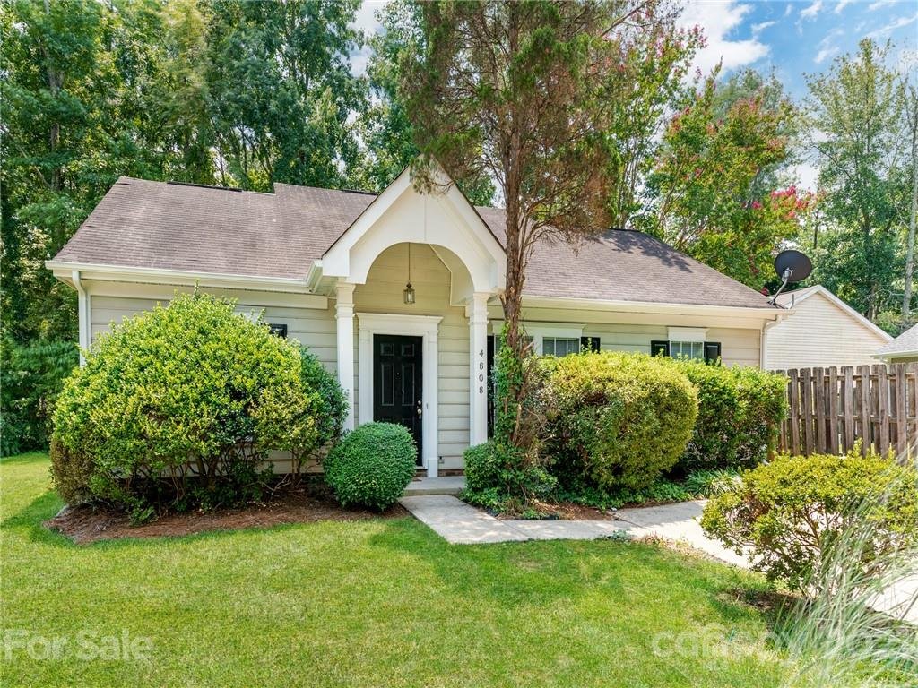 Property image 1 at 4808 Pennant Place, Charlotte, NC 28212