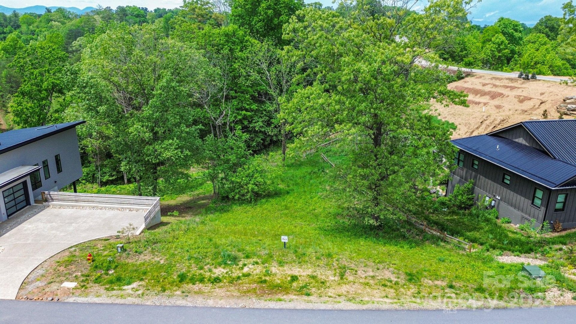 Property image 1 at 511 Wilma Dykeman Trail, Asheville, NC 28804