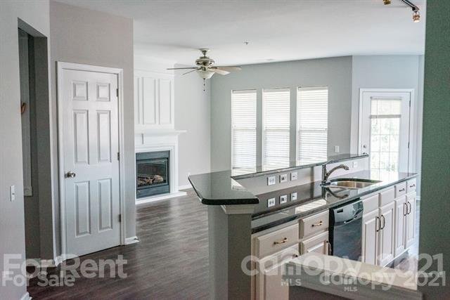 Property image 1 at 3264 Margellina Drive, Charlotte, NC 28210