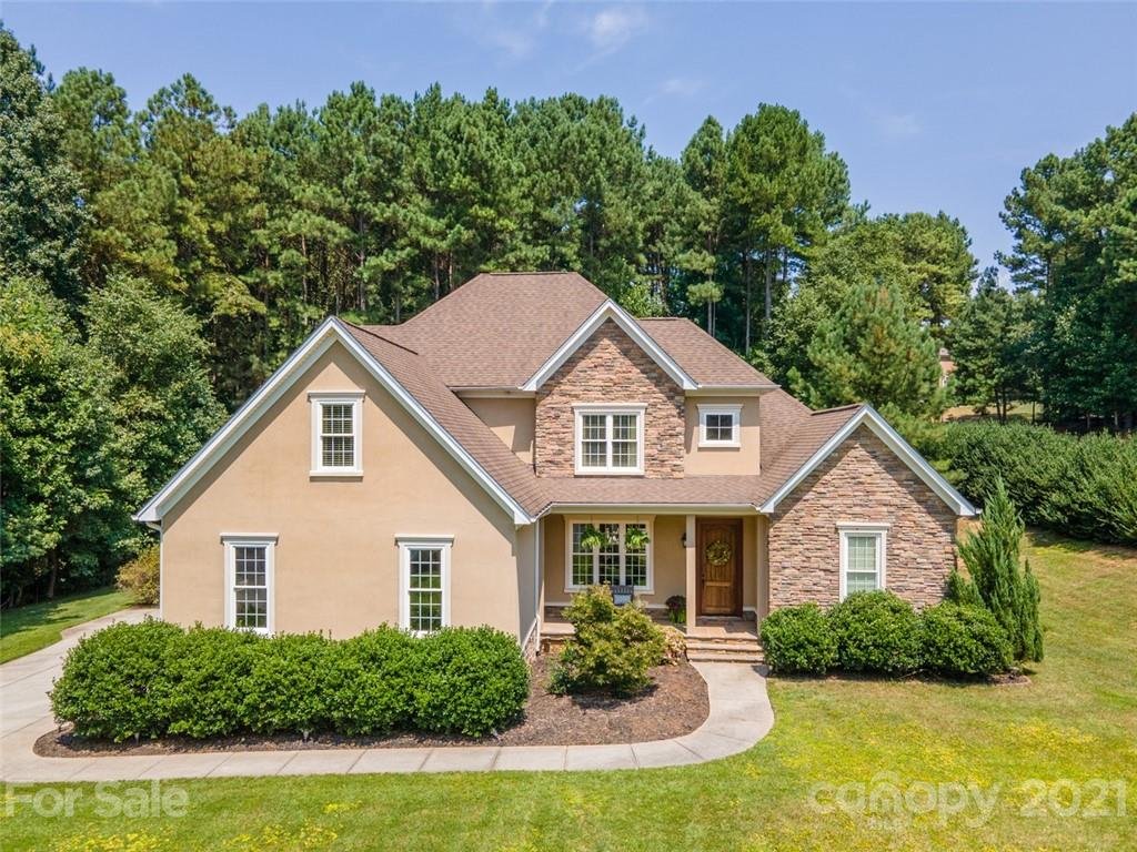 Property image 1 at 123 Waterbury Drive, Mooresville, NC 28117
