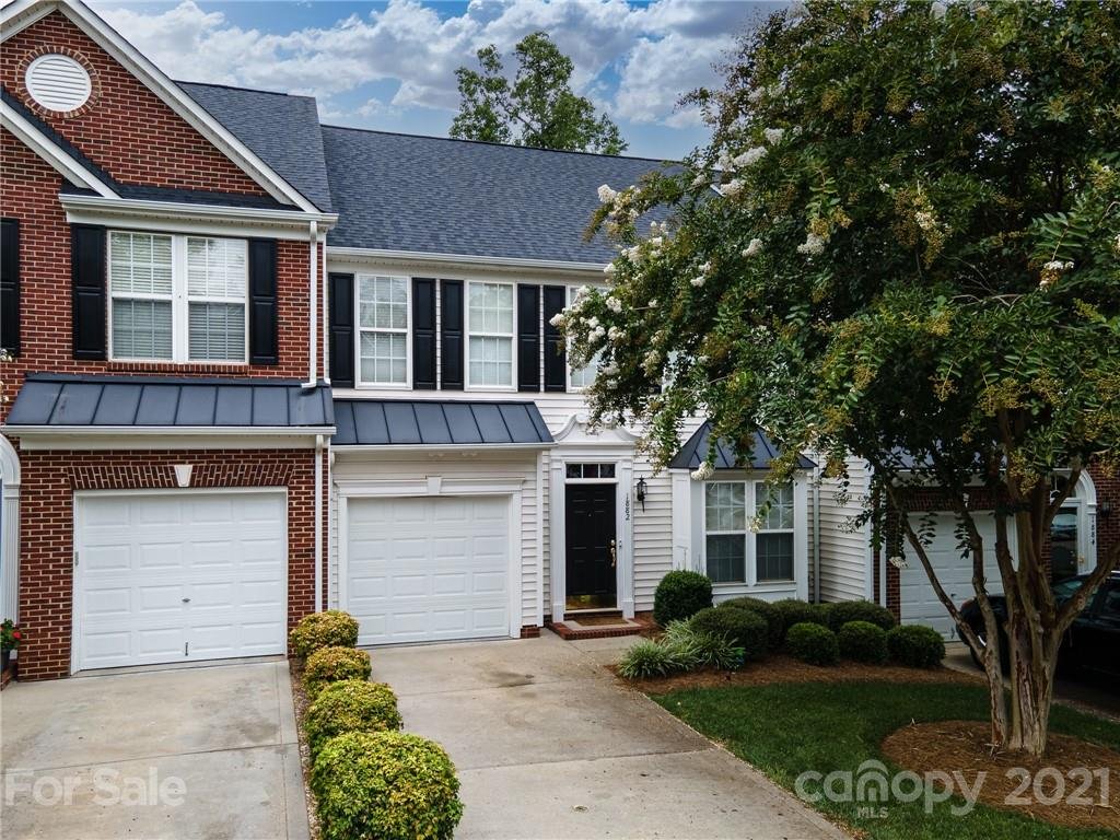 Property image 1 at 1882 Lookout Lane, Gastonia, NC 28054