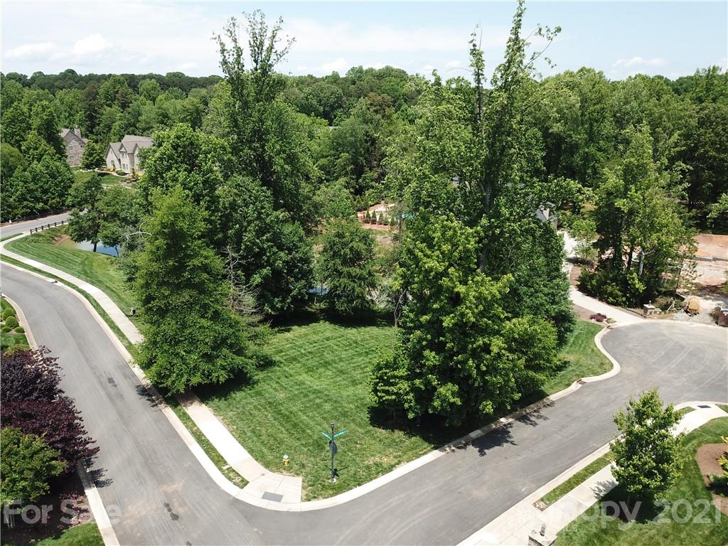 21216 Olde Quarry Lane