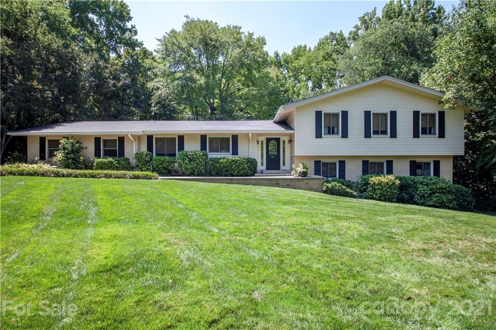 Property image 1 at 226 Post Oak Road, Charlotte, NC 28270