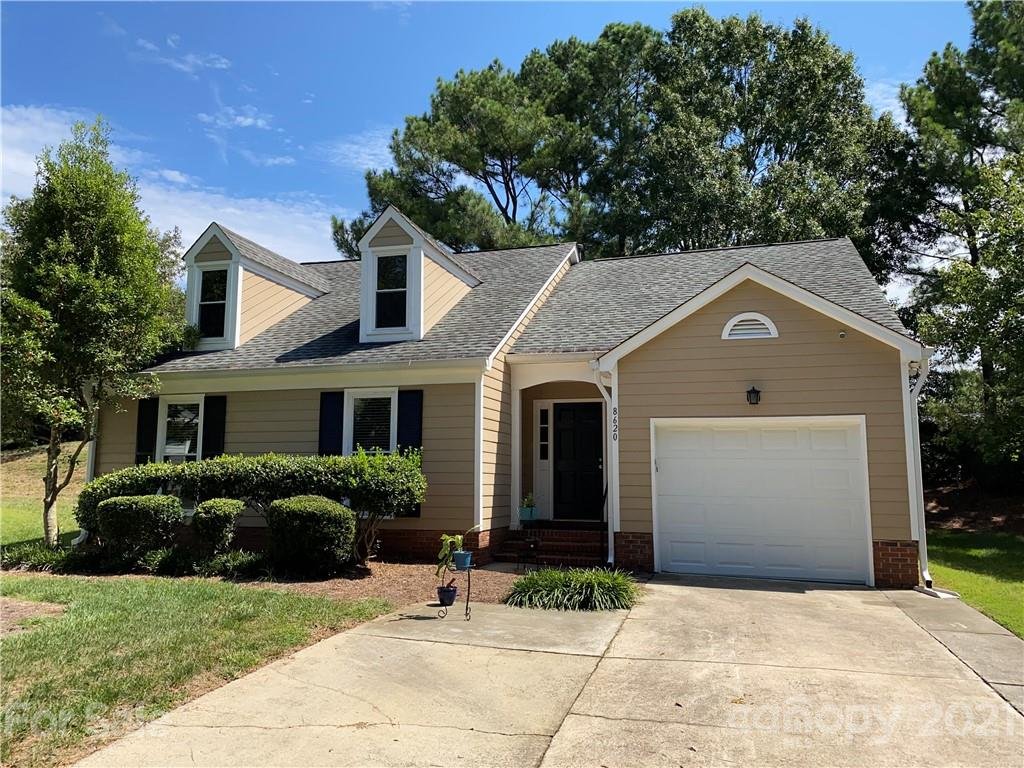 Property image 1 at 8620 Aldergate Court, Charlotte, NC 28210