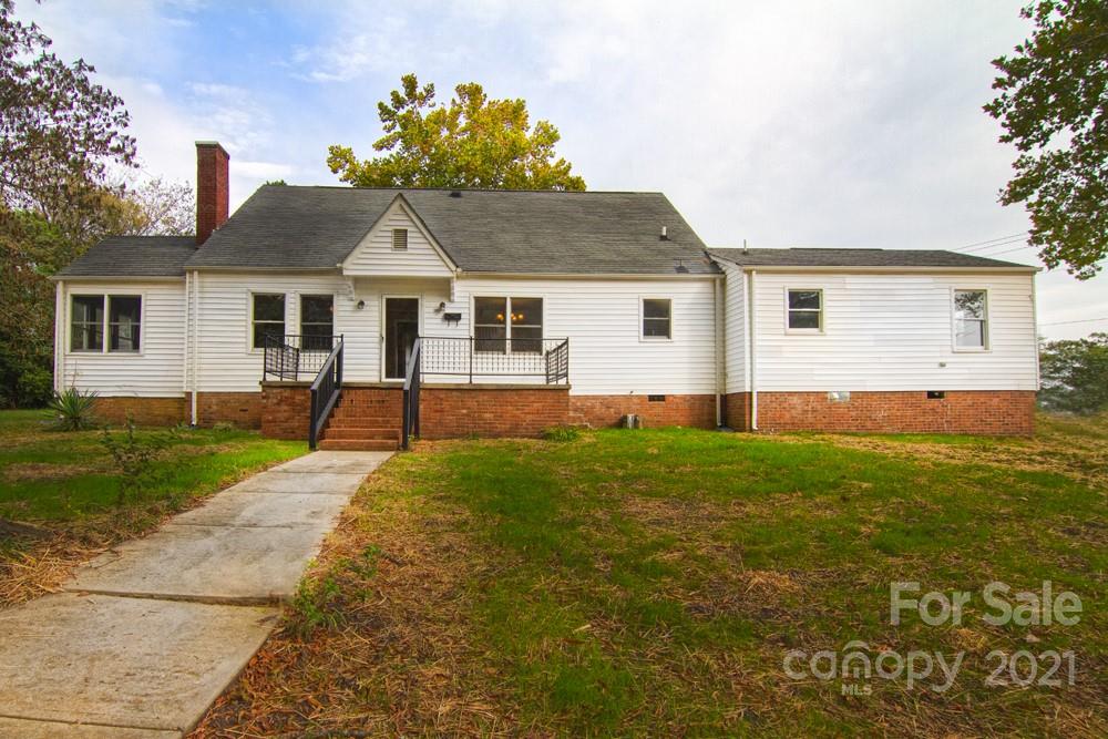 Property image 1 at 593 Washington Lane, Albemarle, NC 28001