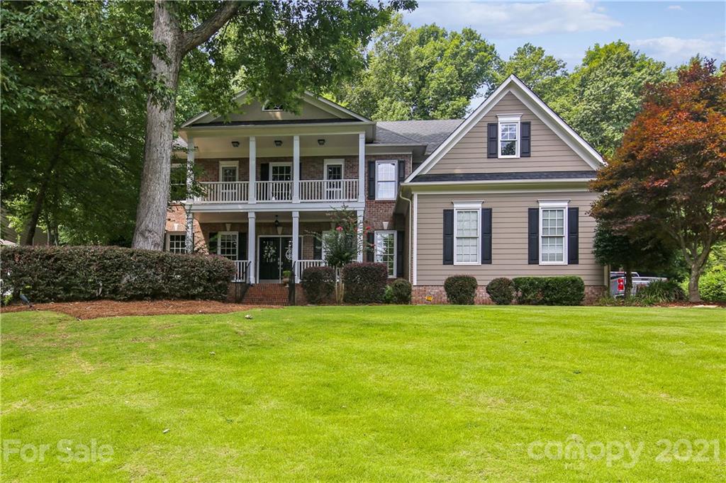 Property image 1 at 2534 Beacon Crest Lane, Lake Wylie, SC 29710
