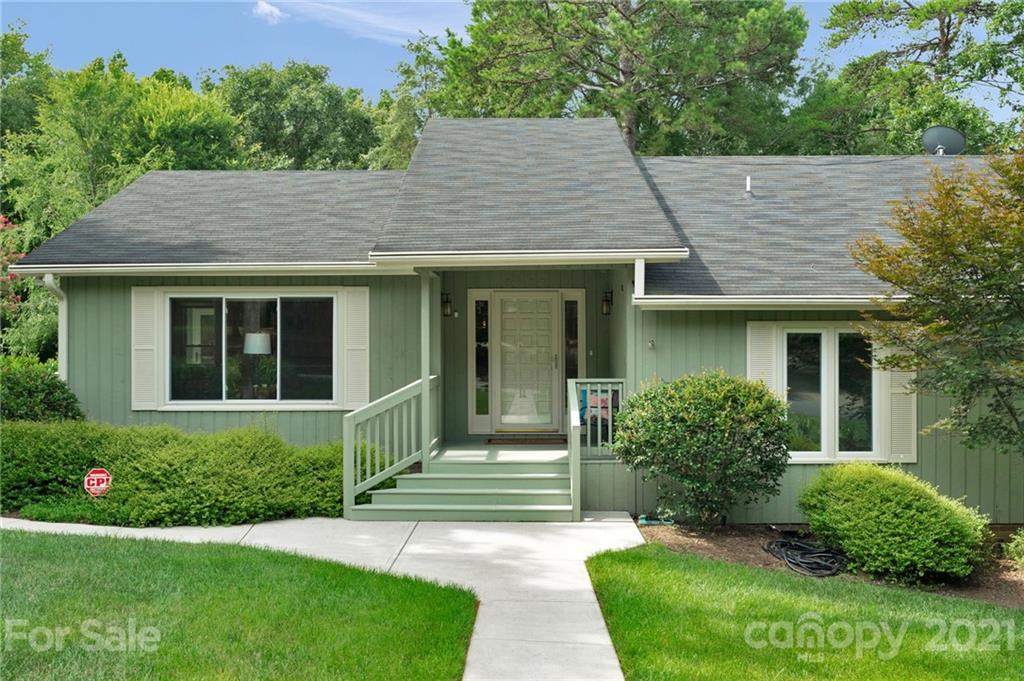 Property image 1 at 5427 Kerry Glen Lane, Charlotte, NC 28226