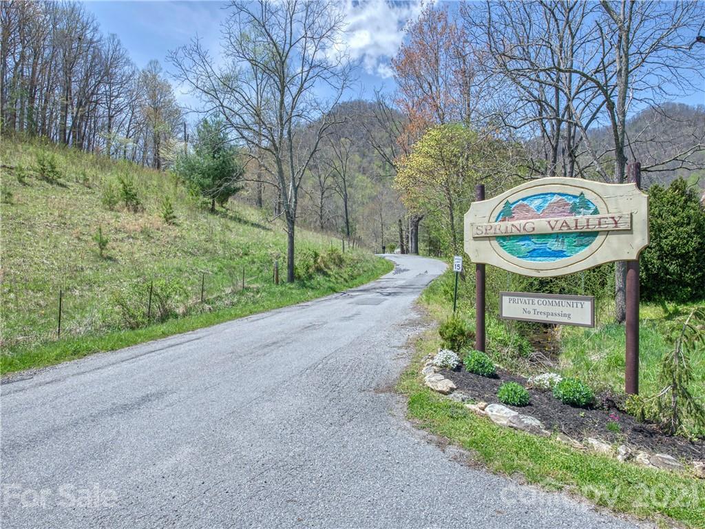 Property image 1 at 770 Spring Valley Drive, Waynesville, NC 28786