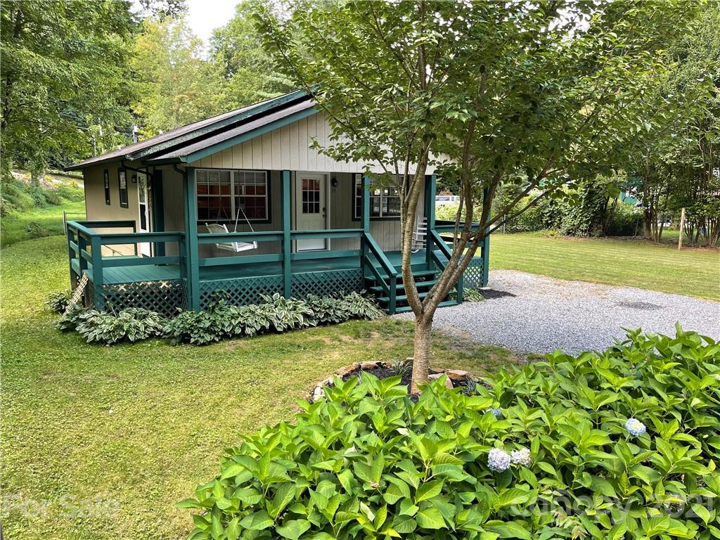 Property image 1 at 13 Elizabeth Lane, Maggie Valley, NC 28751