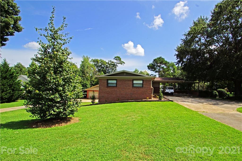 Property image 1 at 2630 25th Street, Hickory, NC 28601