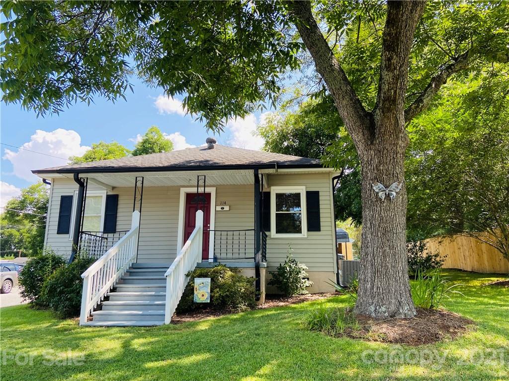 Property image 1 at 114 Mcconnell Street, Clover, SC 29710