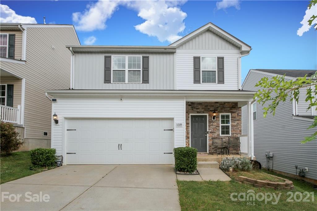 Property image 1 at 11335 Breezehill Lane, Charlotte, NC 28262
