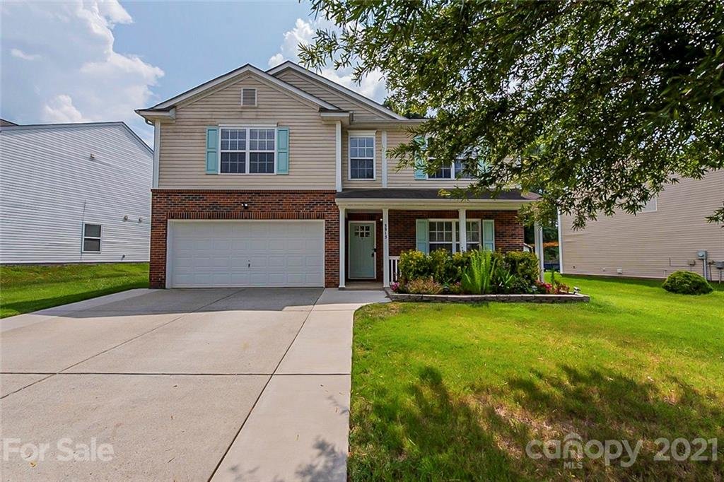 3915 Larkhaven Village Drive