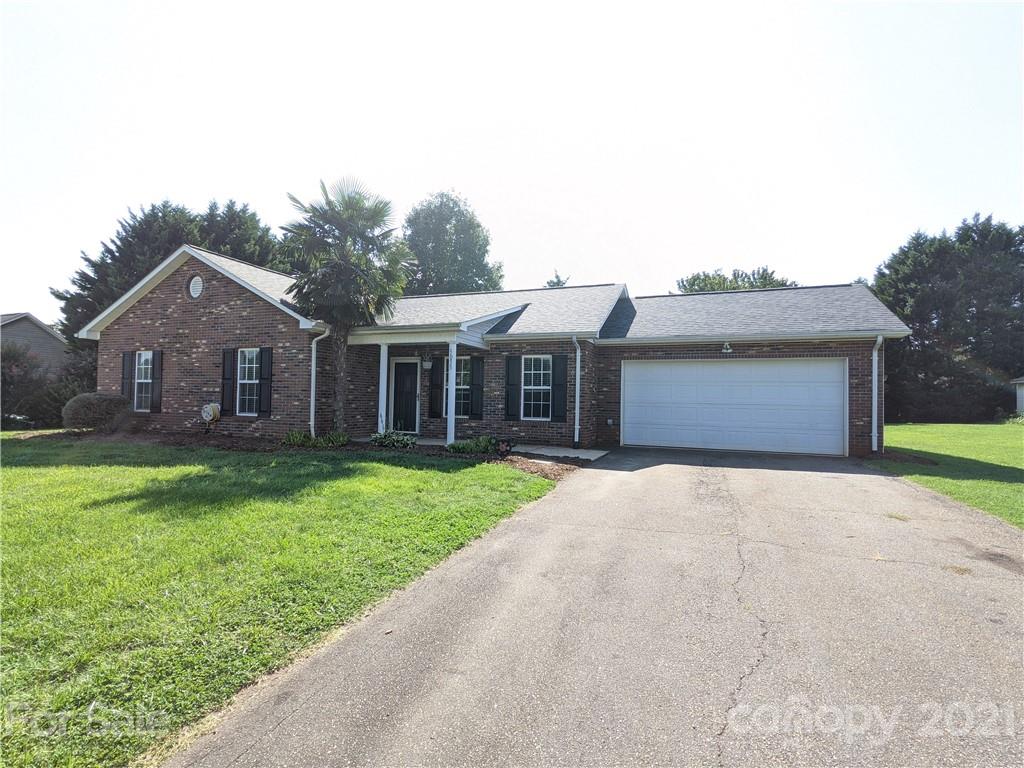 Property image 1 at 5033 Stetson Lane, Claremont, NC 28610