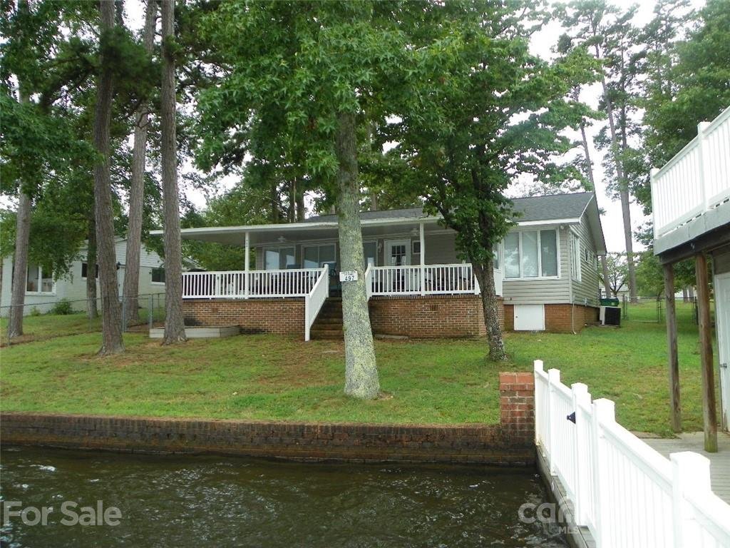 Property image 1 at 762 Pinehaven Drive, New London, NC 28127