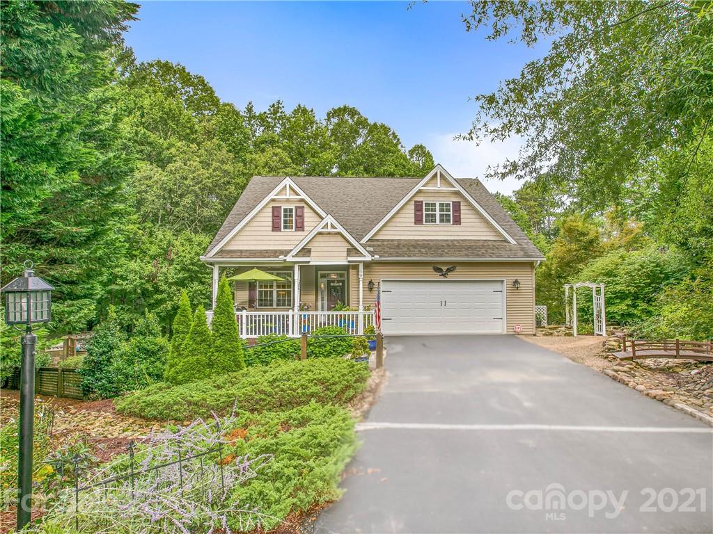 Property image 1 at 159 Stone House Road, Hendersonville, NC 28739