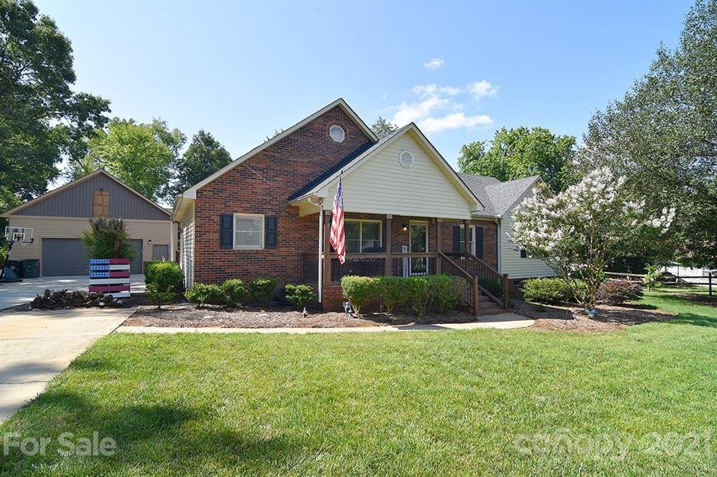 2693 Saddlewood Circle