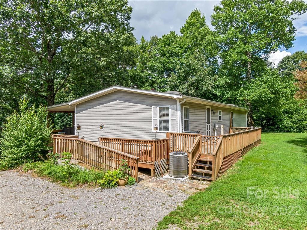 Property image 1 at 5 Medford Drive, Fairview, NC 28730