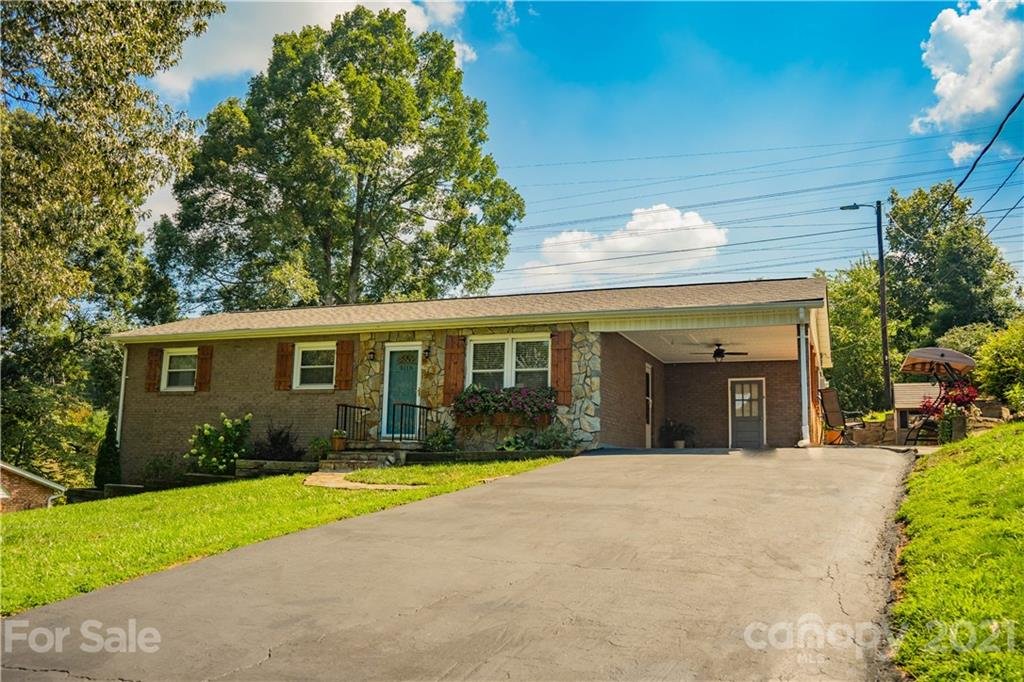 Property image 1 at 9118 Wilson Heights Avenue, Hildebran, NC 28637