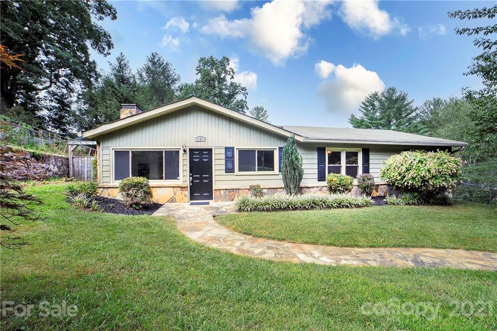 Property image 1 at 1 Beechwood Road, Asheville, NC 28805